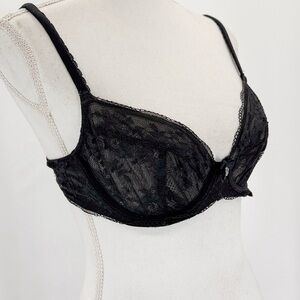 Victorias Secret Womens Black Lace Underwire Bra 34C Unlined Sheer Lingerie
